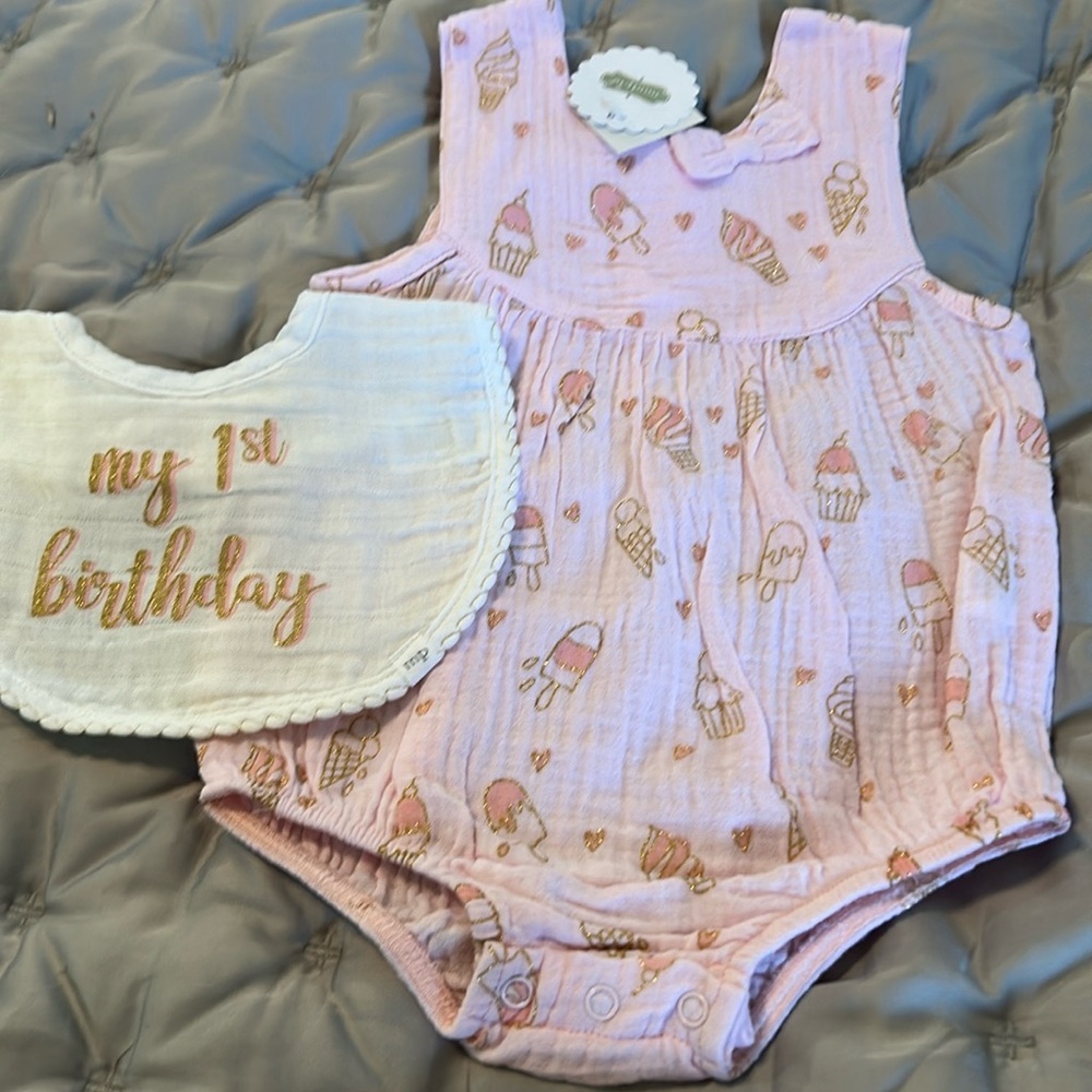 Mud pie ice cream romper NWT